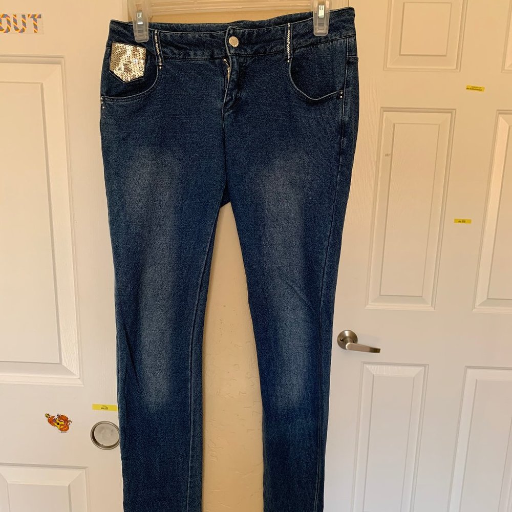Stretchy girl jeans
